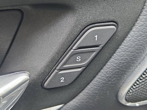 Used 2023 RAM 1500 Laramie image 13