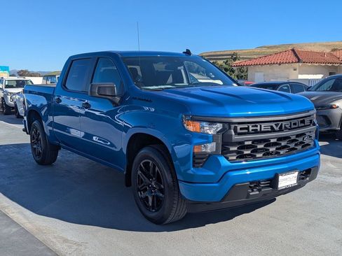 Used 2024 Chevrolet Silverado 1500 Custom w/ LPO, Dark Essentials Package image 3