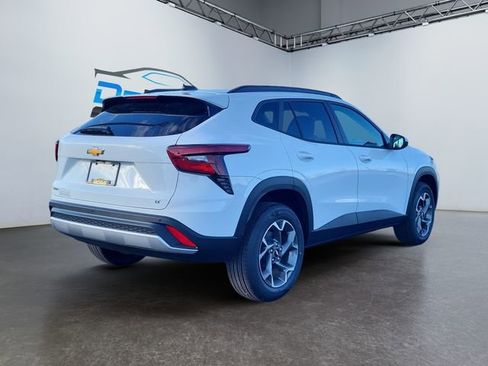 New 2026 Chevrolet Trax LT w/ Driver Confidence Package image 3