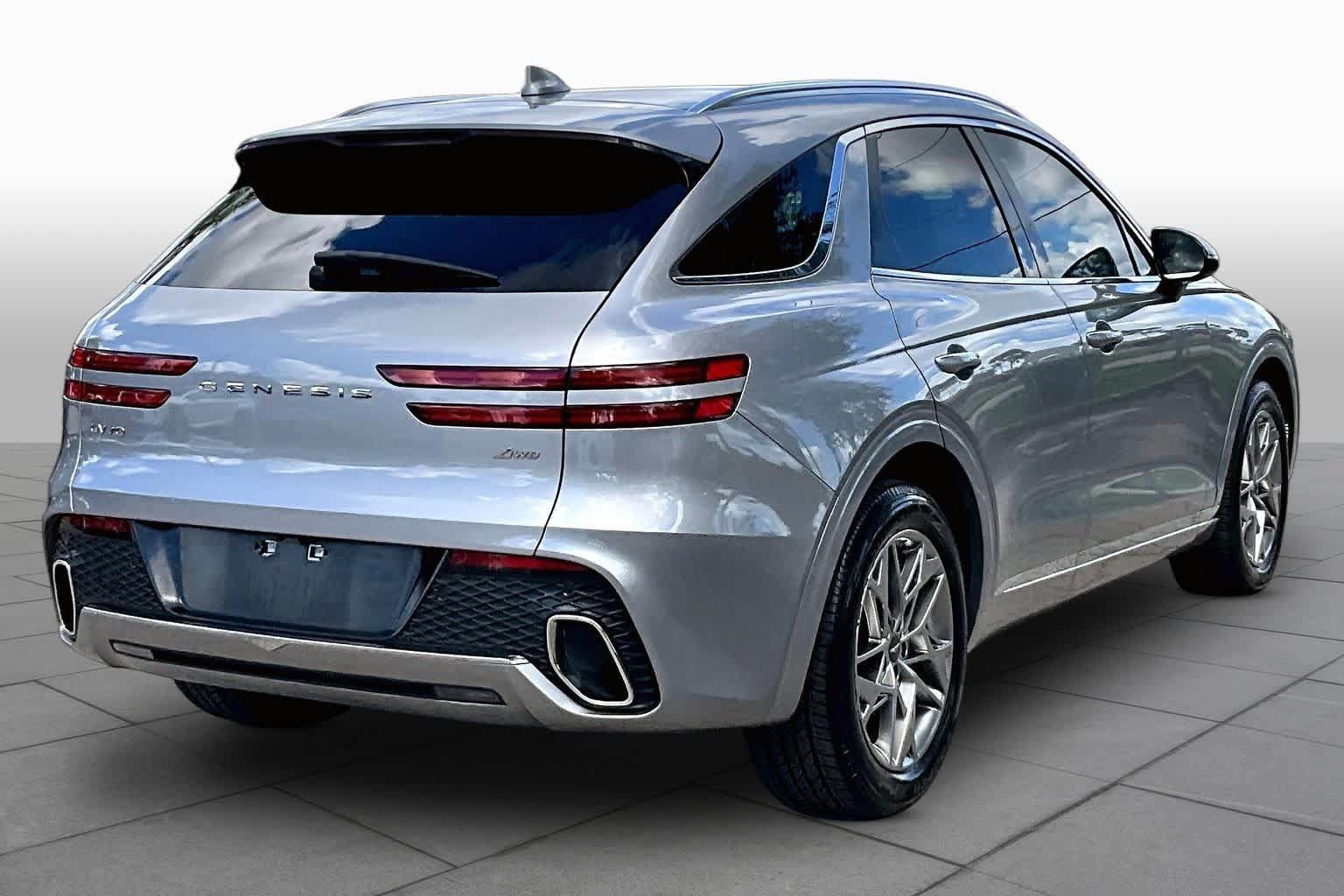 Used 2022 Genesis GV70 2.5T w/ Select Package AWD/4WD image 13