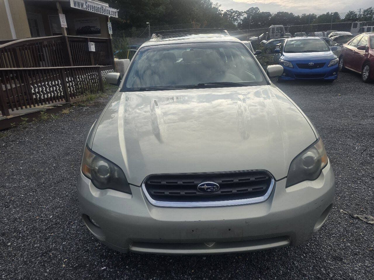 Used 2005 Subaru Outback 2.5i Limited AWD/4WD image 3