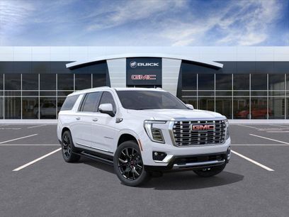 New 2026 GMC Yukon XL Denali w/ Sun & Power Step Package