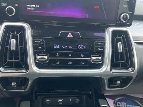 Used 2022 Kia Sorento SX image 14