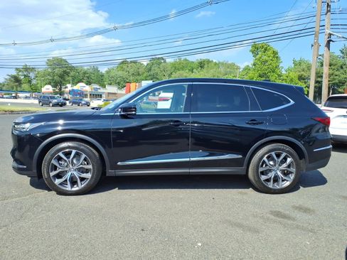 Certified 2024 Acura MDX SH-AWD w/ Technology Package image 4