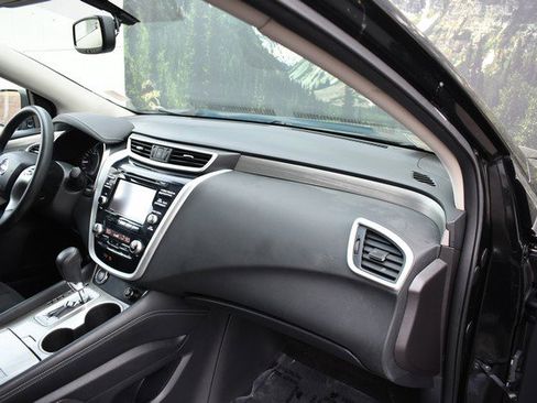 Used 2017 Nissan Murano S image 24