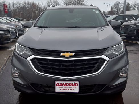 Used 2018 Chevrolet Equinox LT image 2