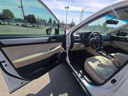 Used 2018 Subaru Outback 2.5i Premium AWD/4WD image 20