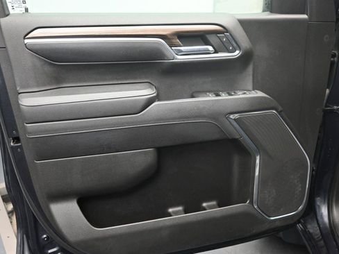 Used 2023 Chevrolet Silverado 1500 LT image 19