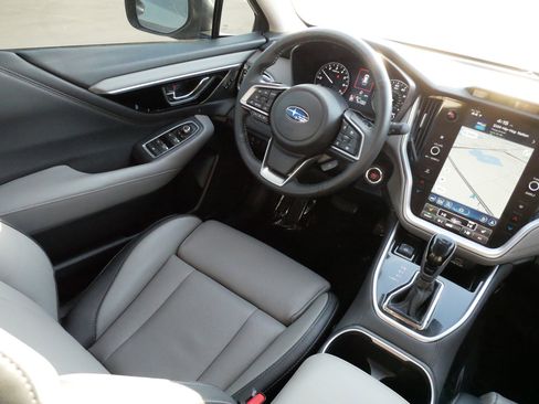 Used 2024 Subaru Outback Limited image 9