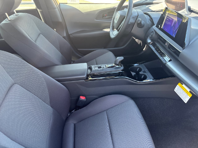 New 2027 Toyota Prius LE FWD image 15