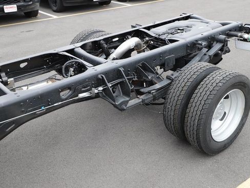 New 2026 RAM 4500 Tradesman w/ Chrome Appearance Group image 7