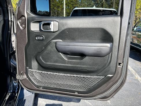 Used 2019 Jeep Wrangler Unlimited Sport S image 21