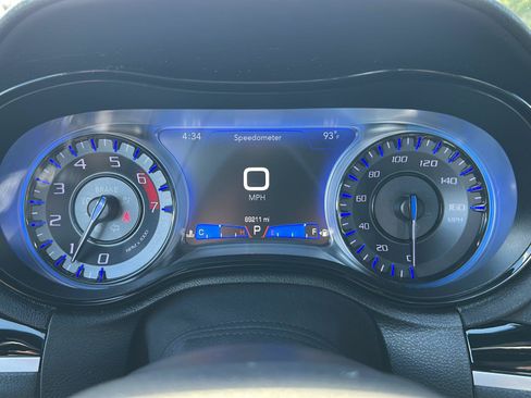 Used 2019 Chrysler 300 S w/ S Model Appearance Package RWD image 23