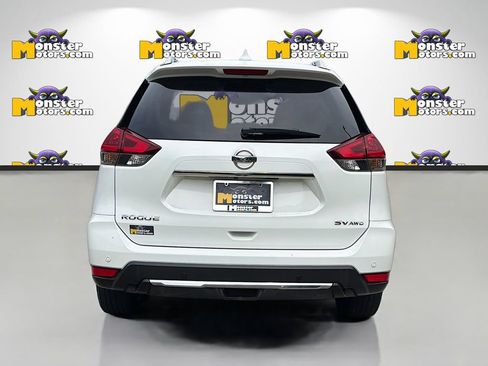 Used 2019 Nissan Rogue SV AWD/4WD image 6