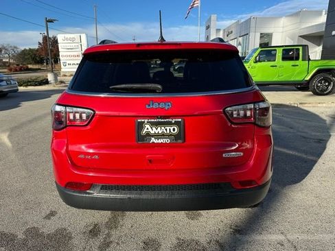 Used 2024 Jeep Compass Latitude image 7