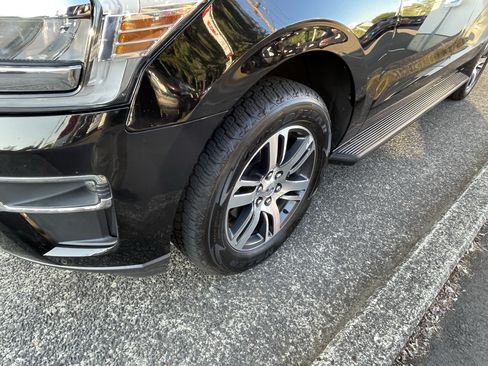 Used 2024 Ford Expedition Max Limited AWD/4WD image 8