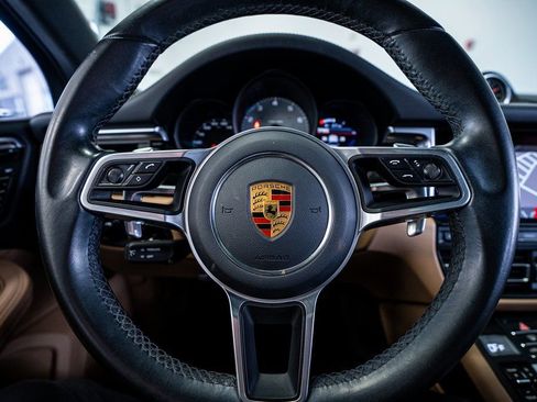 Used 2021 Porsche Macan S image 39