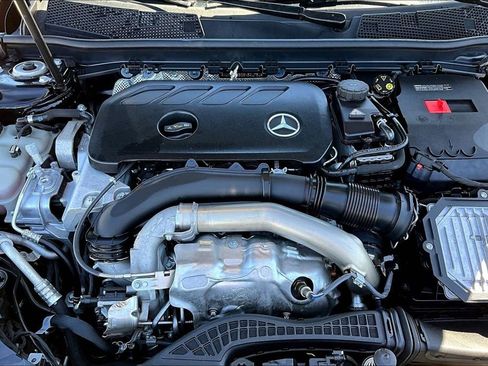 Used 2025 Mercedes-Benz CLA 250 image 30