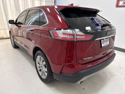Used 2019 Ford Edge Titanium image 6