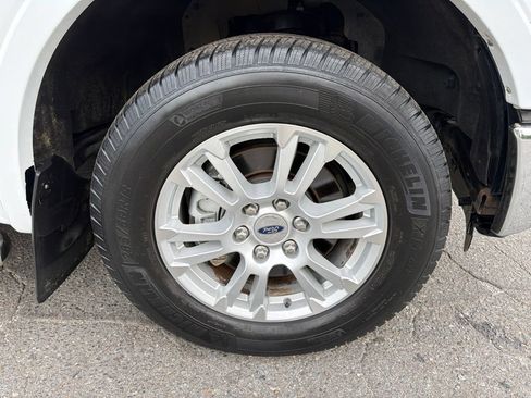 Used 2016 Ford F150 Lariat w/ Equipment Group 501A Mid RWD image 9