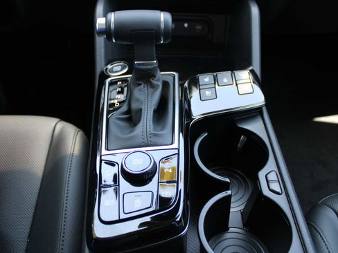 New 2024 Kia Sportage SX image 60