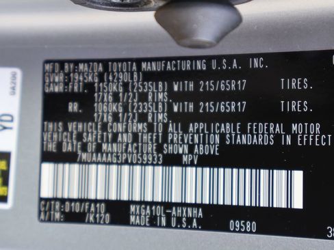 Certified 2023 Toyota Corolla Cross L image 24