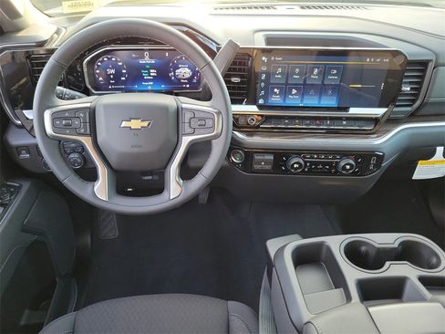 New 2026 Chevrolet Silverado 1500 LT image 4