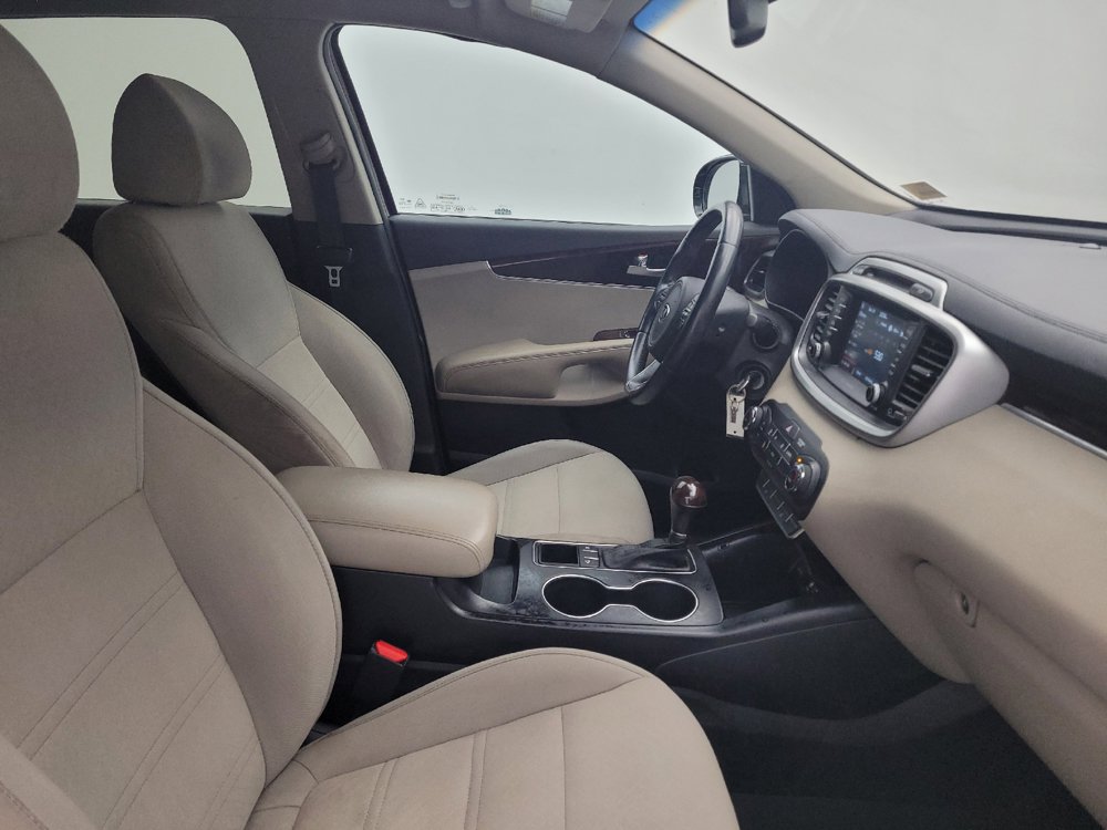 Used 2018 Kia Sorento FWD image 21