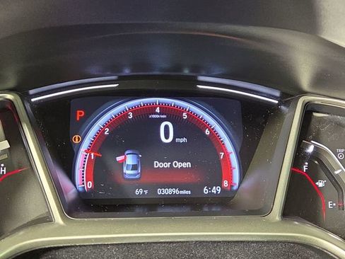 Used 2021 Honda Civic Sport image 16