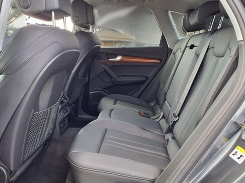 Used 2023 Audi Q5 2.0T Prestige w/ Prestige Package image 13