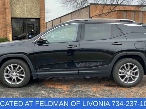Certified 2024 GMC Terrain SLT image 5