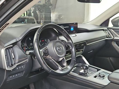 Used 2024 MAZDA CX-90 3.3 Turbo w/ Premium Package image 9