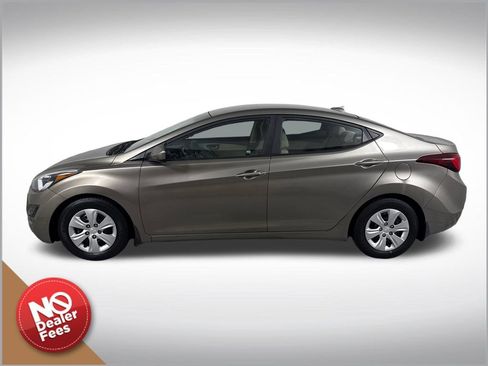 Used 2016 Hyundai Elantra SE FWD image 7