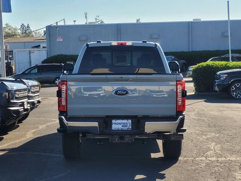 New 2026 Ford F250 4x4 Crew Cab Super Duty image 5