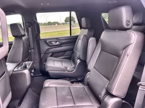 Used 2023 Chevrolet Tahoe LT w/ Luxury Package image 14