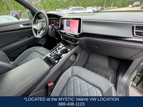 Certified 2026 Volkswagen Atlas Cross Sport SEL Premium R-Line AWD/4WD image 31