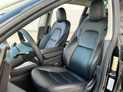 Used 2021 Tesla Model 3 Standard Range Plus RWD image 18