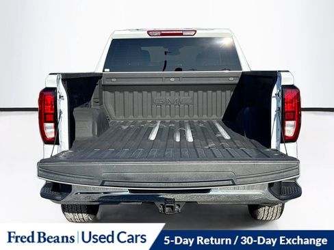 Used 2024 GMC Sierra 1500 SLE image 28