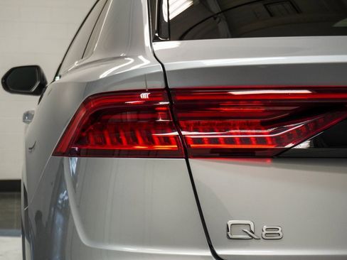 Used 2021 Audi Q8 Premium Plus image 45