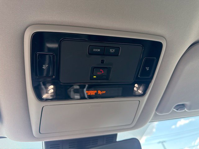 Used 2024 Toyota Grand Highlander AWD image 26