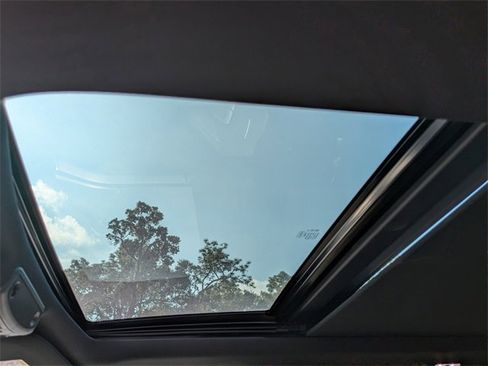 Certified 2018 Ford F450 Platinum w/ Platinum Ultimate Package image 20