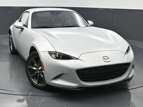 Used 2019 MAZDA MX-5 Miata RF Grand Touring RWD image 1
