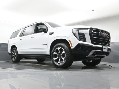 New 2026 GMC Yukon XL AT4 w/ AT4 Premium Plus Package image 31