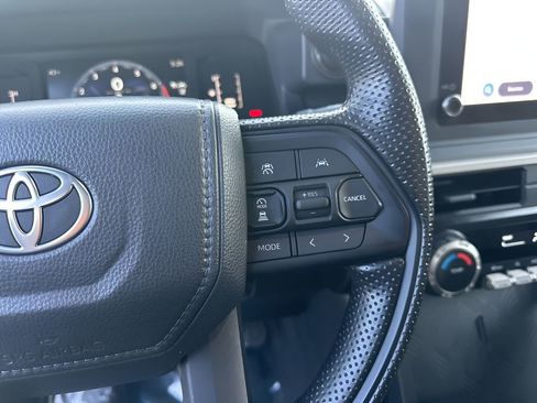 Used 2025 Toyota Tacoma SR image 14