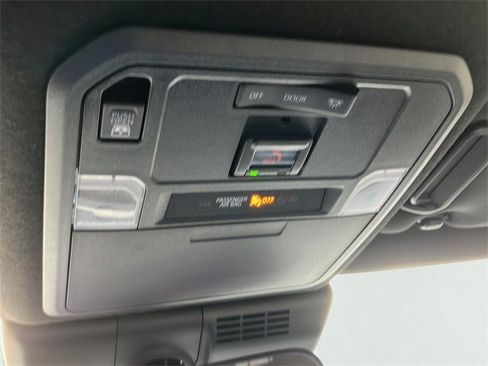 New 2026 Toyota 4Runner SR5 image 30