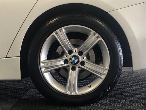 Used 2015 BMW 320i Sedan image 19