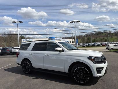 Used 2024 Ford Expedition Limited