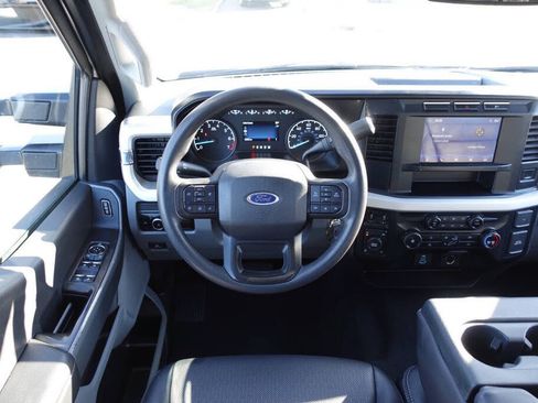 Used 2023 Ford F250 XLT AWD/4WD image 35
