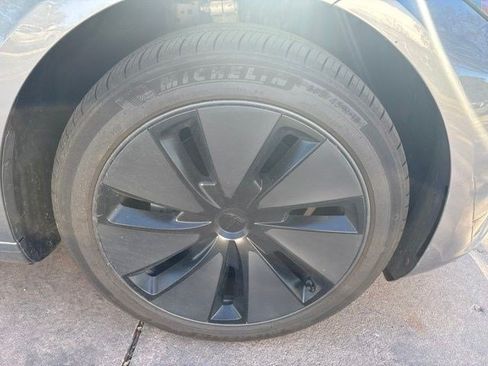 Used 2025 Tesla Model 3 Long Range RWD image 11