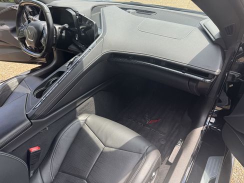 Used 2021 Chevrolet Corvette Stingray Preferred Conv w/ Z51 Performance Package RWD image 16